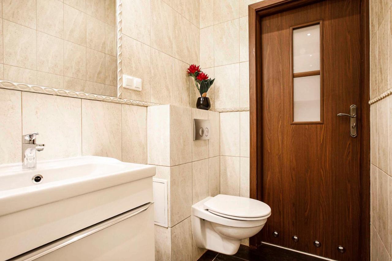 2-Room Apartment With Kitchen, Heart Of Cracow Old Town Krakow Exterior photo